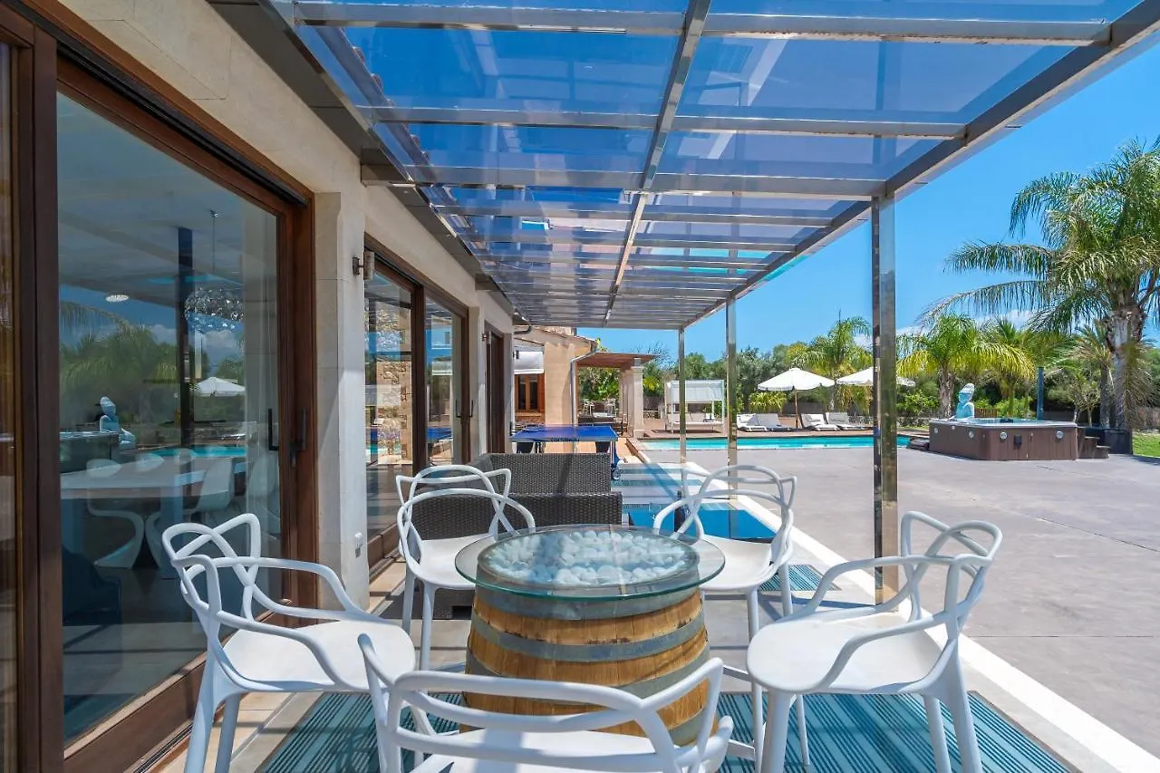Finca Can Oliva Alcudia By Mallorca Villa Selection スペイン